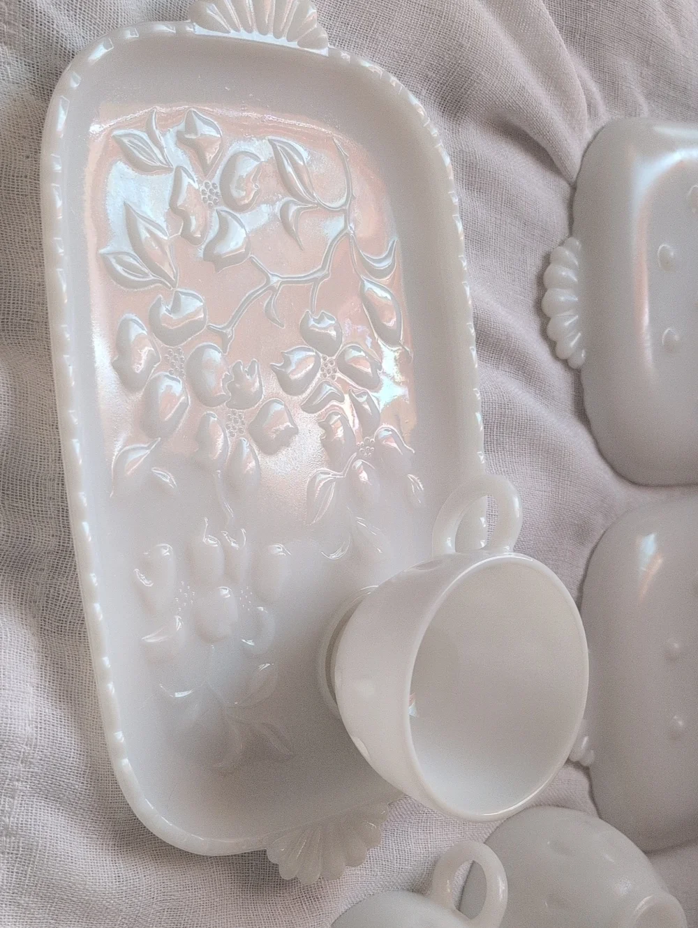 Hazel Atlas Milk Glass Snack Set (8 Pieces)